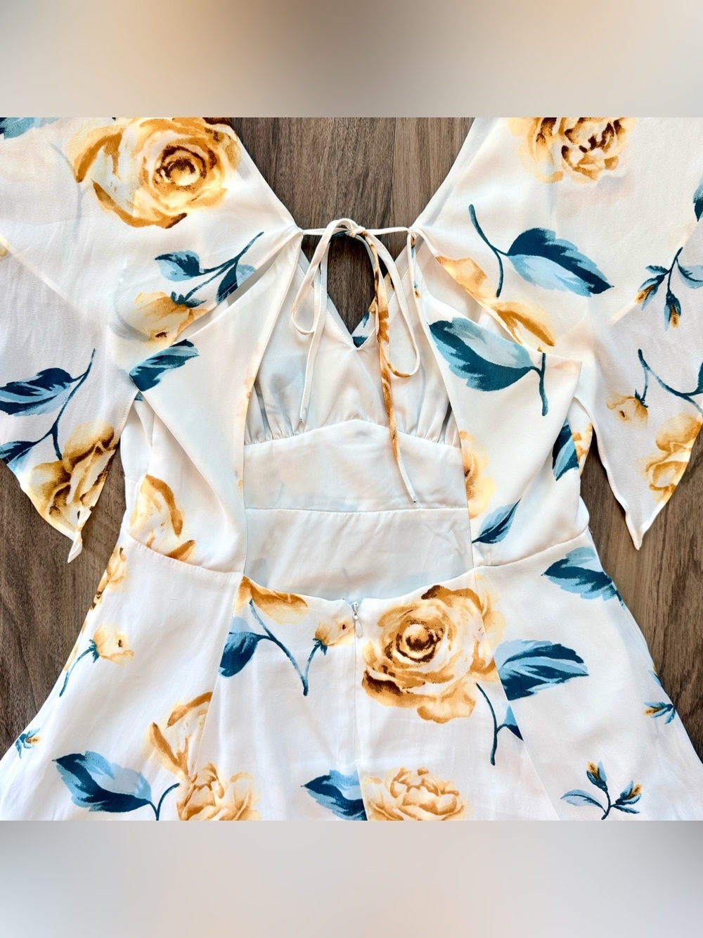 Forever 21 Yellow Rose Mini Dress Size M - Picture 6 of 7